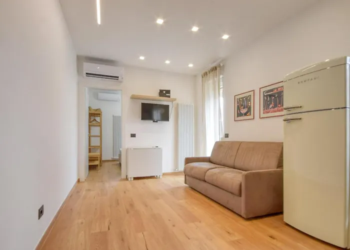 公寓 1 Bedroom Lovely In 拉瓦尼亚